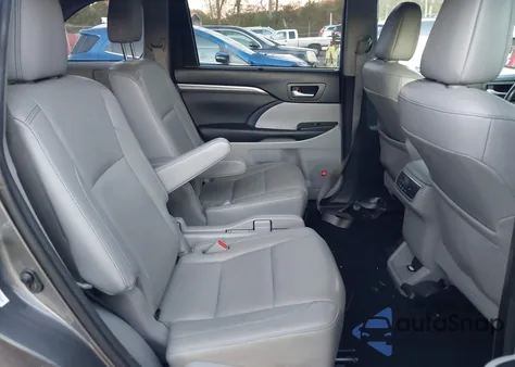 2017 Toyota Highlander Limited z USA, uszkodzony, nr VIN 5TDDZRFH0HS405597